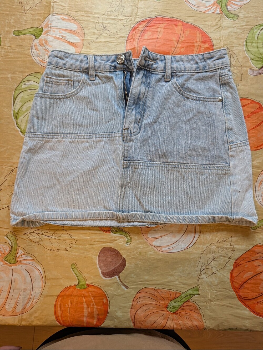 Forever 21 Denim Mini Skirt – Size 25